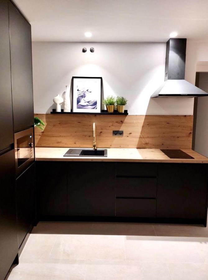 Helearon Suite Малага Екстериор снимка